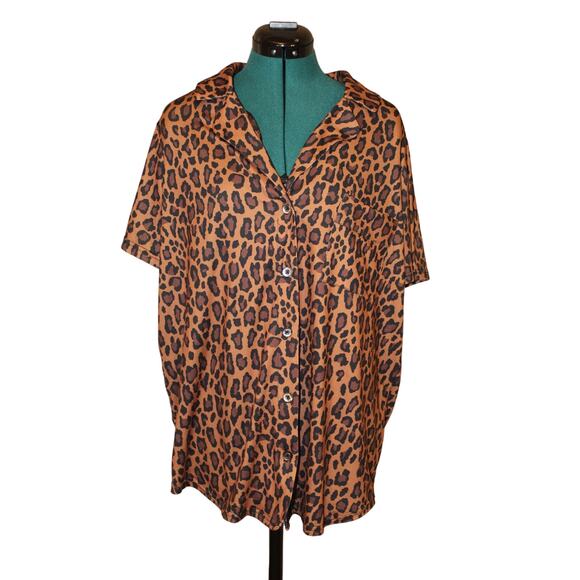 Show Me Your Mumu Leopard Print Sleep Shirt Women’s Size L Button Up Pajama Top - Picture 2 of 4